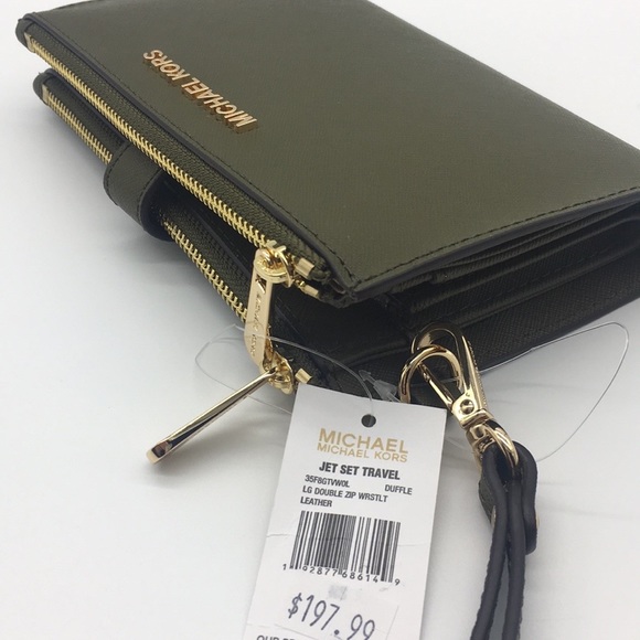 Michael Kors Handbags - MICHAEL KORS LG DOUBLE ZIP WRISTLET DUFFLE